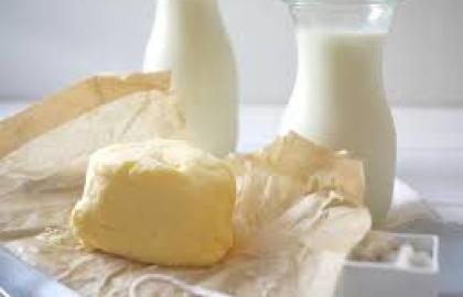 Молоко і вершкове масло до кінця року подорожчає на 8%